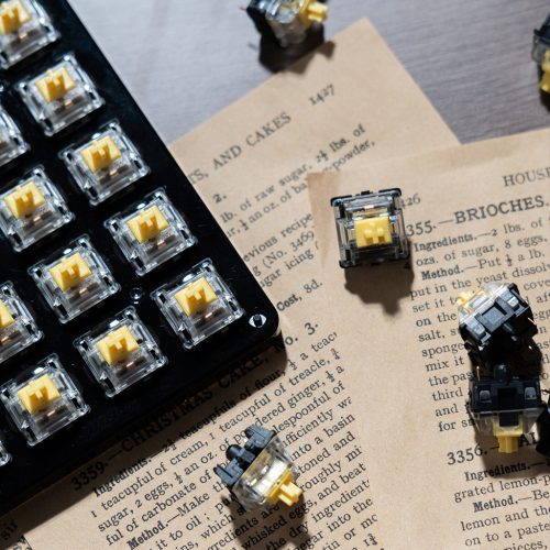 Gateron EF Silent Yellow – Halk Lineáris switch szett (10db)